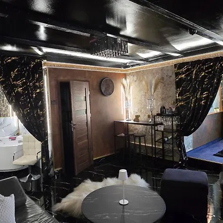 Czarna Perla Apartment *